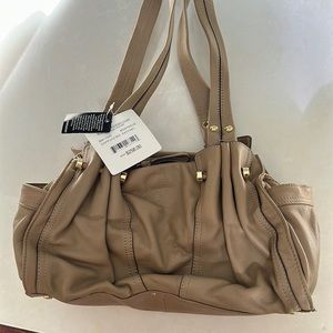 B Makowsy genuine leather cappuccino satchel